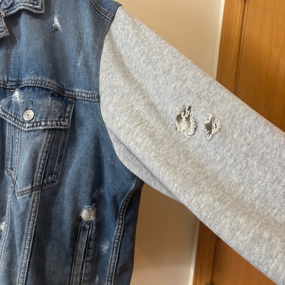 American Eagle Outfitters Denim and Gray Distressed Jacket - Picture 5 of 10